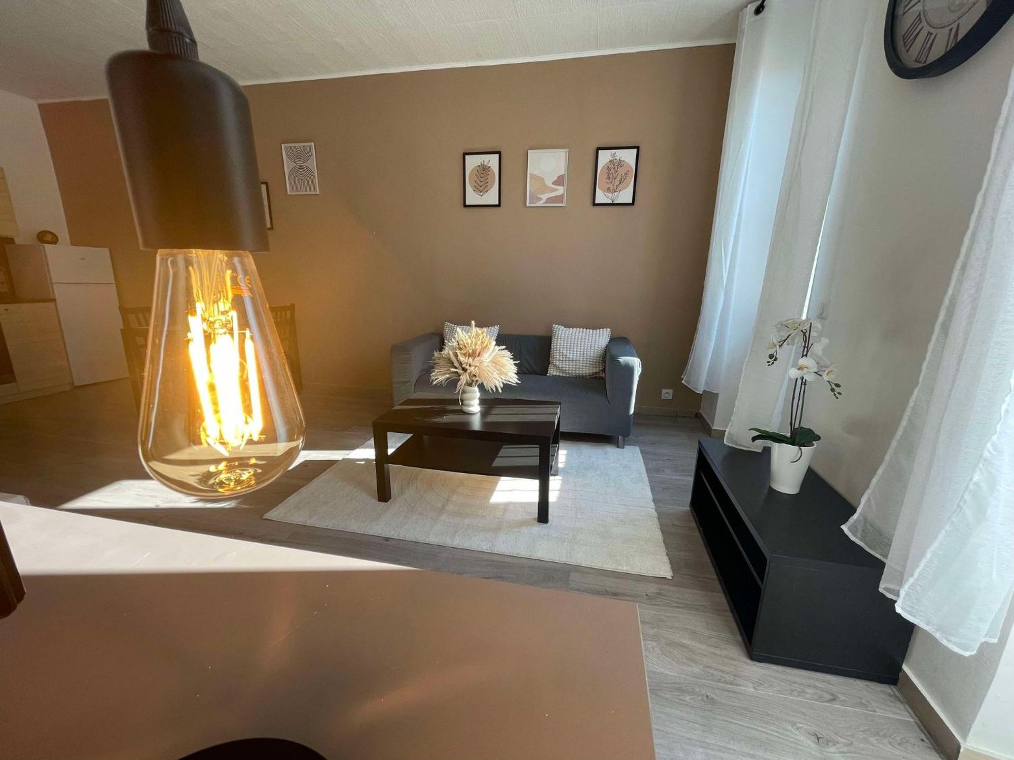 Marseille Centre - Wifi - Lave Et Seche Linge - Calme - Cuisine Apartment Exterior foto